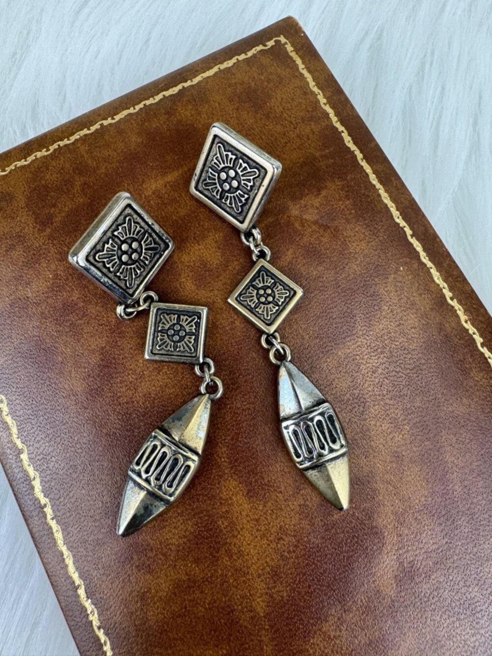 Vtg Gunmetal Tone Multi Tier Dangle Earrings Boho Geometric Engraved Post Statem